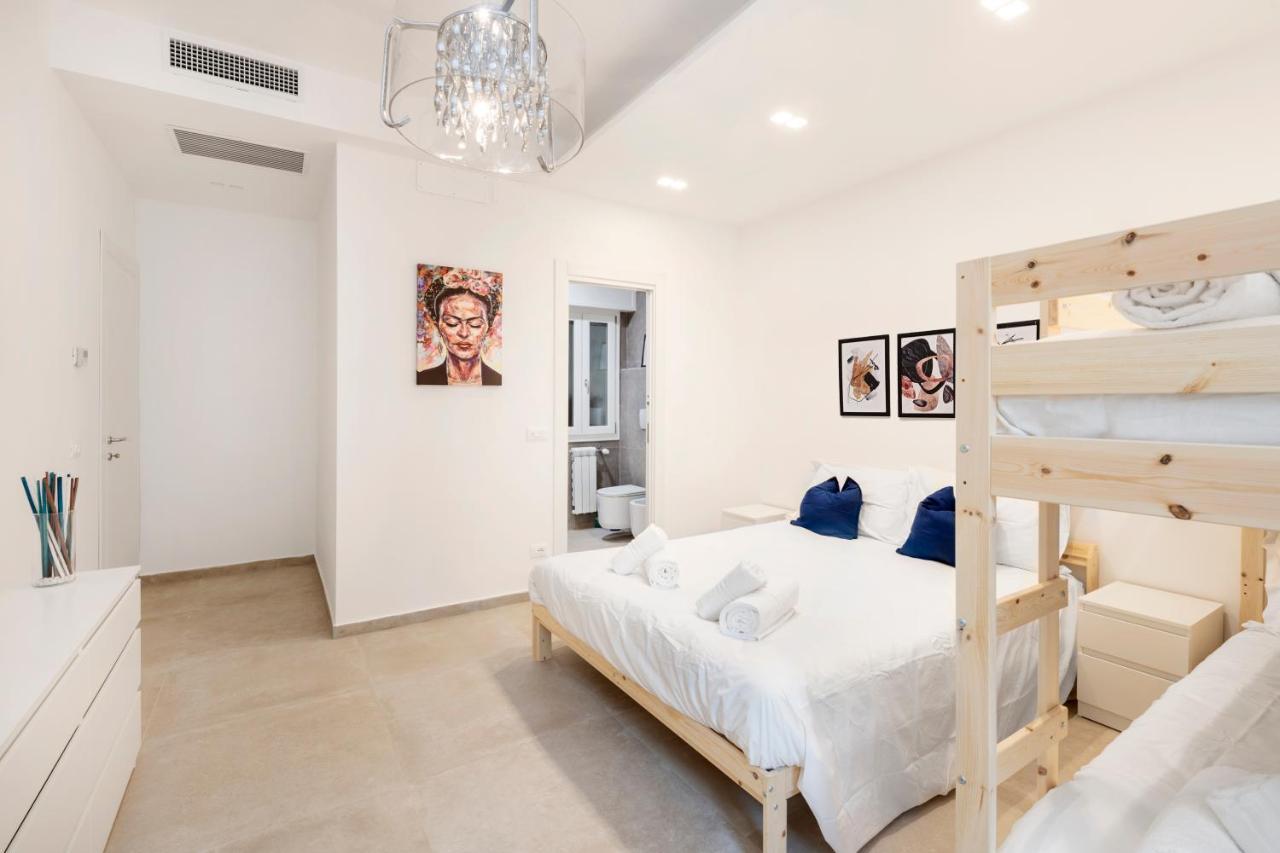 Easystayrome 10 Pax 3 Baths 1 Min From Metro Lejlighed *